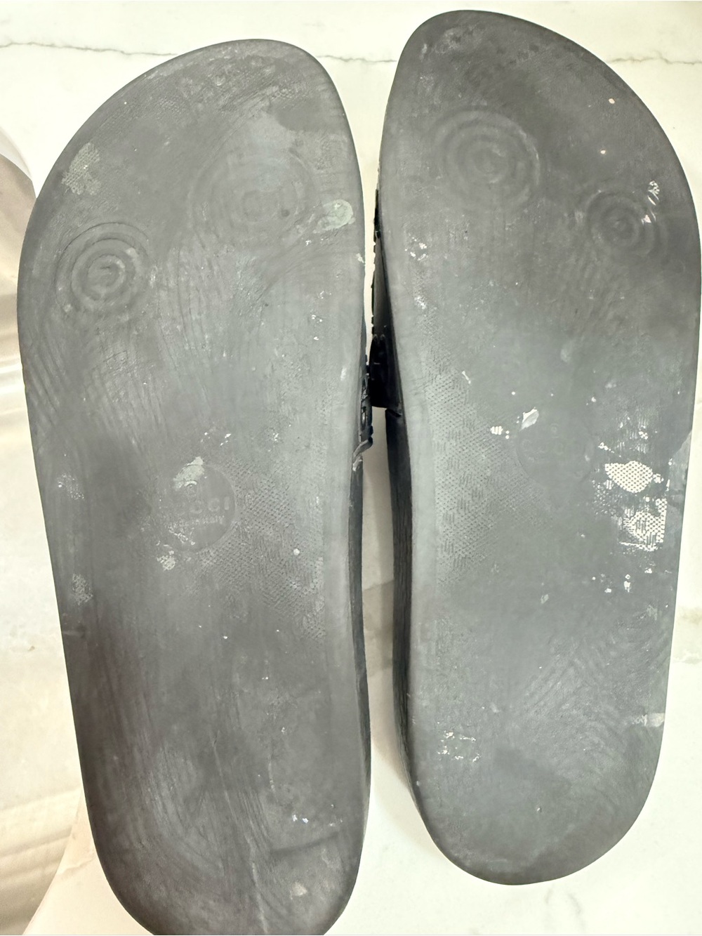 Men's black slides - Picture 3 of 3